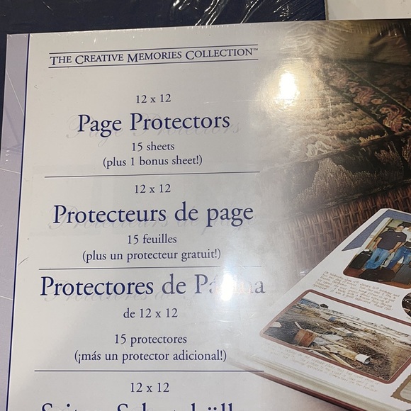 Creative Memories ‘12x12’ specialty album with corresponding page protectors NWT - Picture 3 of 5